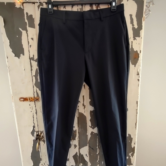 B R Standard by Banana Republic, 32 Slim, NWOT - Picture 1 of 9